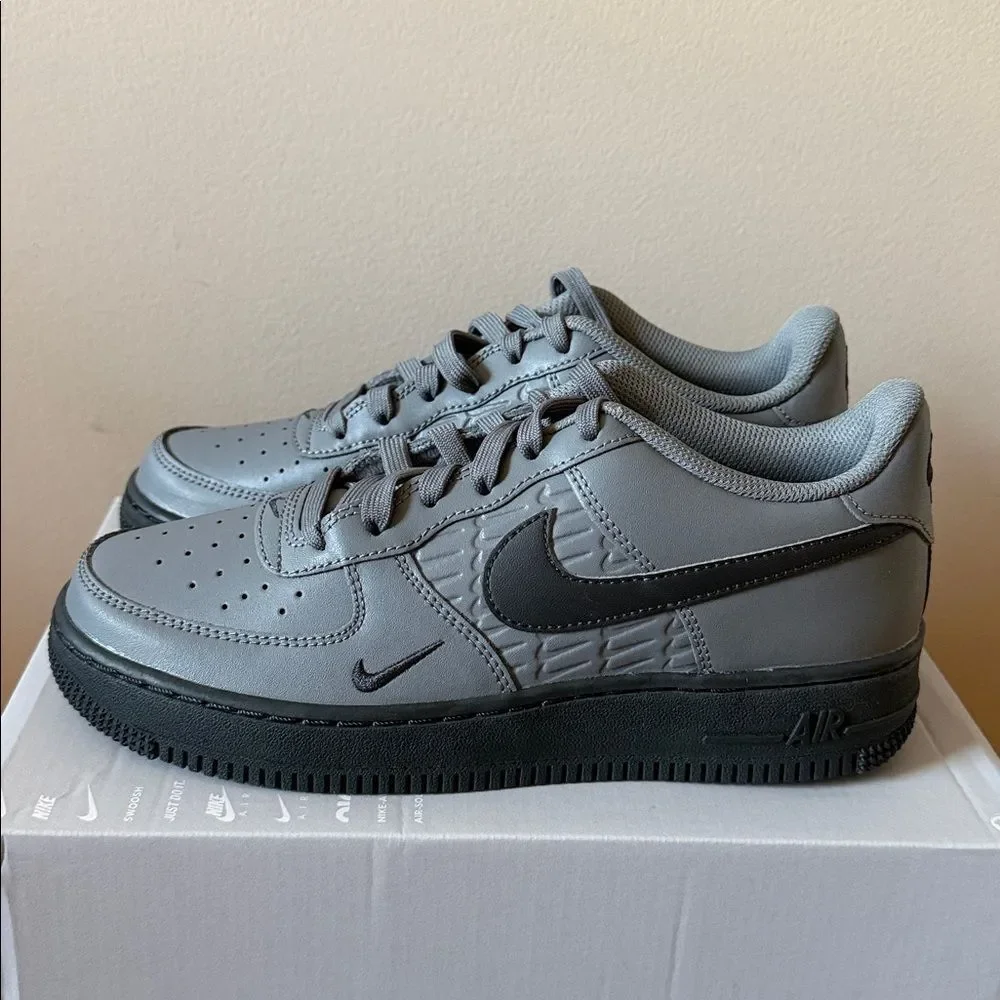 Nike Air Force 1 GS Cool Grey IH4475-025 Size 5.5Y